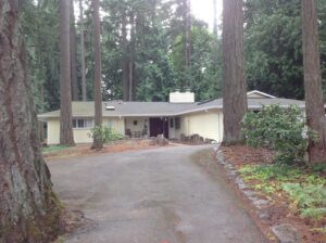 A Residential White Gutter Installation by Affordable Roofing & Gutter Company in Albany, Oregon