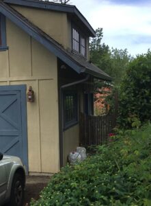 A Residential Charcoal Gutter Installation by Affordable Roofing & Gutter Company in Eugene, Oregon