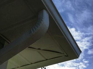 A Residential White Gutter Installation by Affordable Roofing & Gutter Company in Lebanon, Oregon