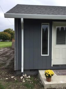 A Residential White Gutter Installation by Affordable Roofing & Gutter Company in Lebanon, Oregon