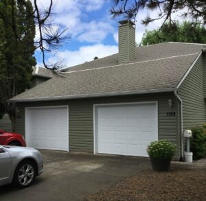 A Residential White Gutter Installation by Affordable Roofing & Gutter Company in Salem, Oregon